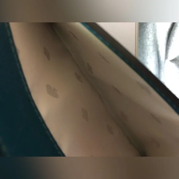 Kate Spade zip around leather wallet - Picture 6 of 6